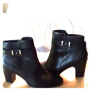 Giani Bernini Black Booties